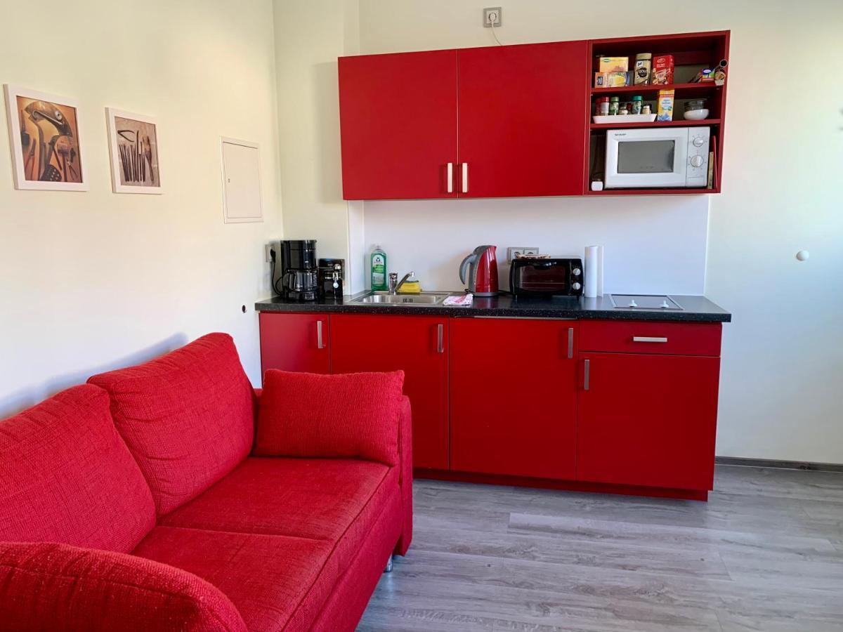 Senfbude - Schoene, Ebenerdige 2-raum-apartments Mit Stellplatz Und Terrasse Leipzig